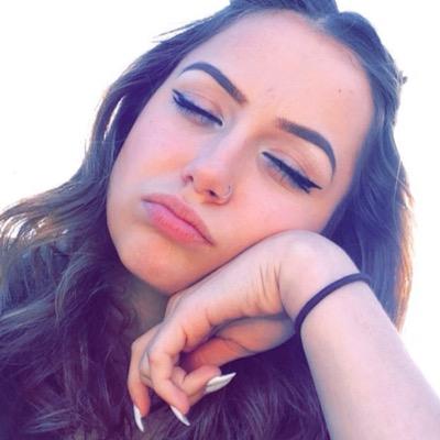 follow me back cuz imma loser and im new on twitter lol ✌
