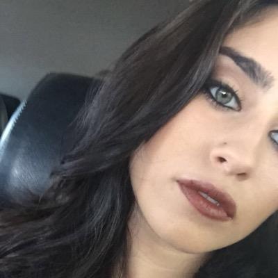 of course I dress good, I didn't spend all that time in the closet for nothing... | Lauren wants me dead | 0/6 forever