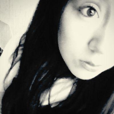 Rubi5615's profile picture. ,Me Gusta @Somoscd9 ~Coder Desde Hace 2 Años ,Amante Del Dibujo ,Me Gusta El Skate Y El Café U.U