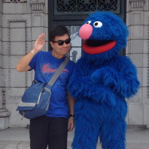 ronireyes's profile picture. aka RONWALDO REYES