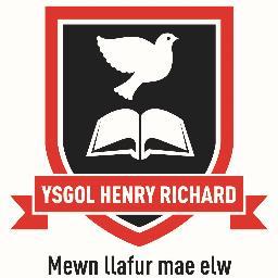 Ysgol 3 - 16 oed ardal Llanddewi Brefi a Thregaron / 3- 16 School in the Llanddewi Brefi and Tregaron area. Pennaeth/Headteacher Mr Dorian Pugh