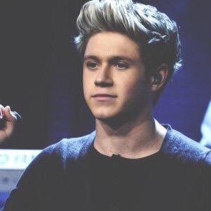 @elasniall please