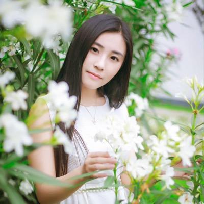 fanyue1102's profile picture. 