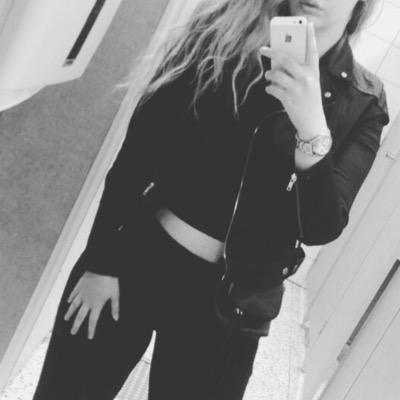 IidaHukkanen's profile picture. Having fun & doing my thing. ❌⭕️❤️ SC & instagram: iidahuk