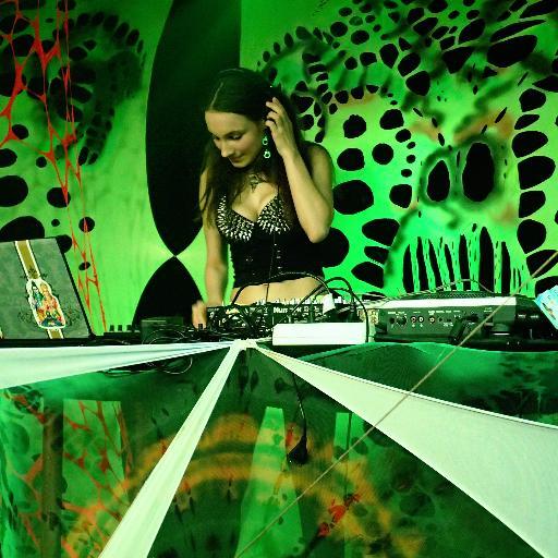 psychetoxic's profile picture. https//www.facebook.com/psychetoxic