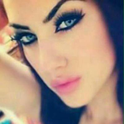 ربعي العجمان لا جار الزمان الشين يشوش الفكر عن راسي ويرفعني ويطربني يكفيهم ويكفيني فعل راكان بن حثلين لو انشد تركي من الاتراك جاوبني.