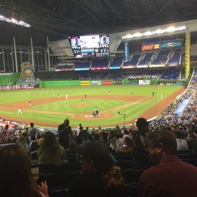 ThomasArthur905's profile picture. 