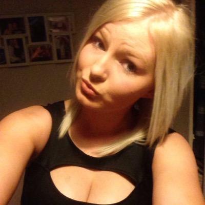 blondiee94's profile picture. never a failure, always a lesson