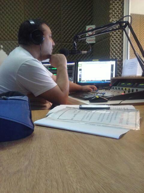 Conductor del programa deportivo Pasion Deportiva en Fm Desire 101.7 Mhz. https://t.co/6HIP3uFh8o
Contactos 2974702090

https://t.co/2Q2Jx8Ry4N