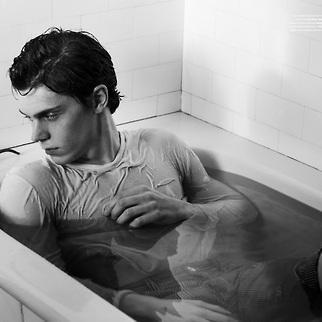 evanrpgmox_'s profile picture. suce ma bite pour la saint Valentin.