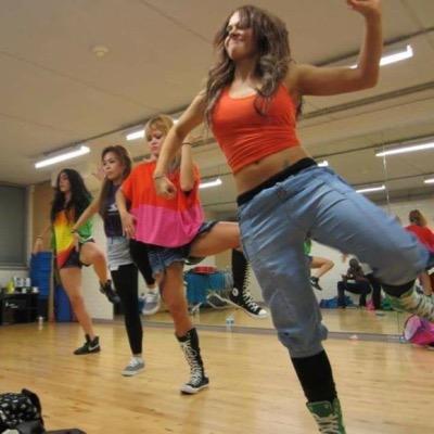 MISS_GENUINO's profile picture. Aspiring Dancer/ Artist/ Business Owner Looking to network with anyone who shares my LOVE for music and Dance. Skype: Shawtyp2 http://t.co/mRpBYAJsFy