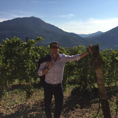 maximeclabonte's profile picture. Nous sommes propriétaires des plus beaux concepts de restauration de la rive-sud! @laurochs, @latomateblanche, @le_vestibule et @lecafedutheatre !