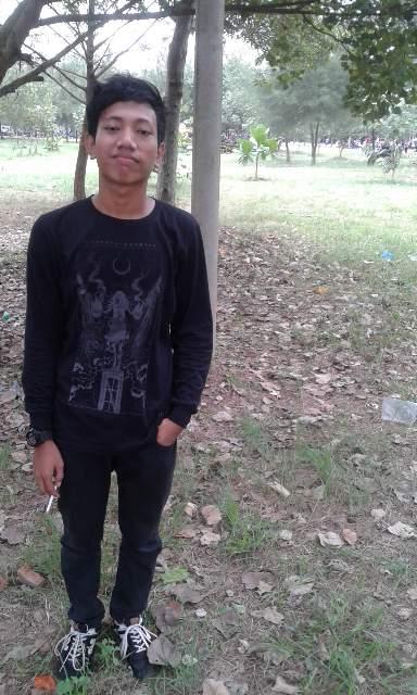 bassis deathcore @PWDS_DC l Hidup ini bukanlah basa basi klok kita ngejalaninnya dengan penuh semangat!!! :) (y) \m/ l i love my style.
