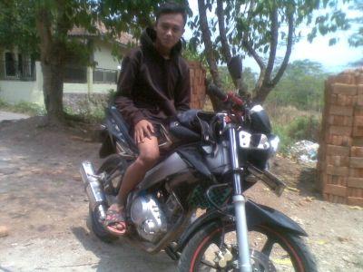 butuh kerjaan