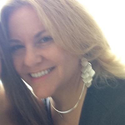 DebRobertson1's profile picture. 