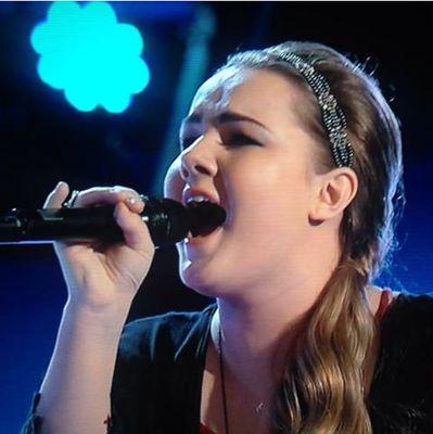 This is the official FAN PAGE for The Voice Season 9 contestant Shelby Brown. I'll update often on stuff such as new music and performances! @shelbygailbrown