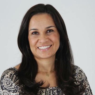 mclaudiabacci's profile picture. Consultora em Comunicação e Marketing