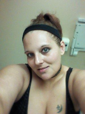 lunaticpeach613's profile picture.
