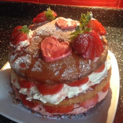 abigailthebaker's profile picture. my instagram is baking_flowers_views and baking_desserts_2112 and animals.posters.I also have a very private instagram.Follow me please. I love baking