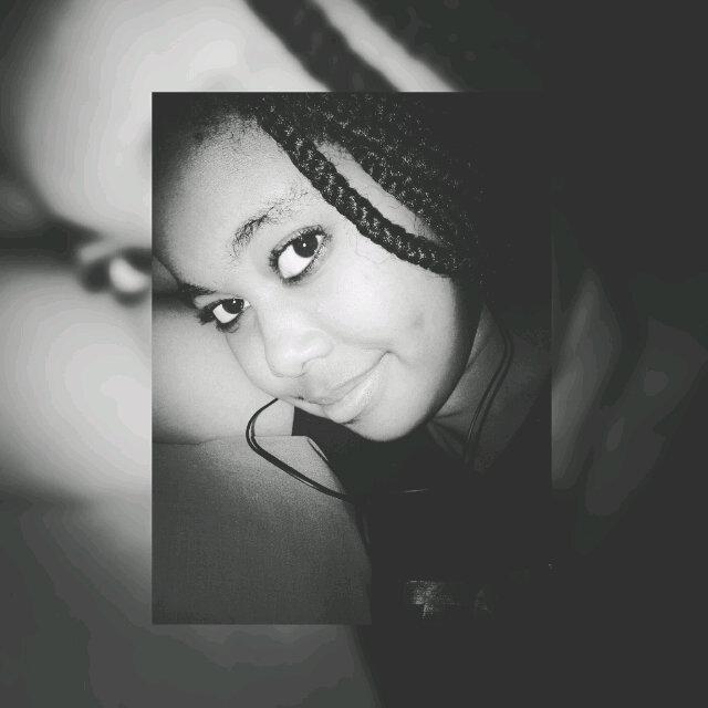 MzimelaSindy's profile picture. I AM THE BLACK ROSE™...♣I HEART Tweeting♣.                           . FCB model.