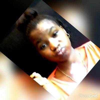 amma_b_jolisa's profile picture. Vincy/Trini babe 
17 
love to sing, dance & help others
 #pretty hurts #ambitiousbae