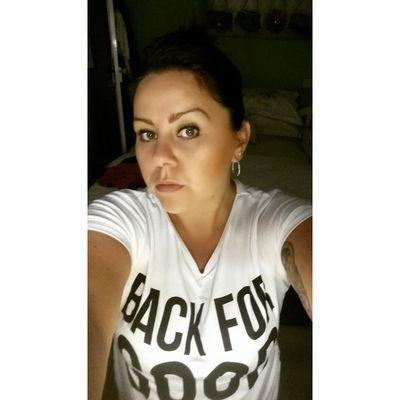 A mum to 3 magical kids and a fiancee to a lucky man.  Loves vintage, chic and antique. 'Don't look to the past......you're not going that way!' xx