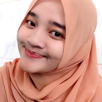 NiraKIstiqomah's profile picture. 
