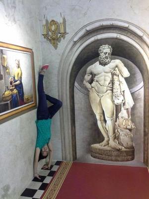 naynee15's profile picture. 