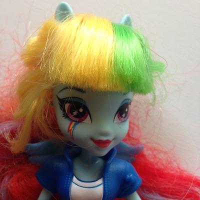 phiasfab's profile picture. Join me on my kid-friendly YouTube channel for FAB toys, surprise eggs, blind bags, making & baking things & cool experiments! 
(account parentally monitored)