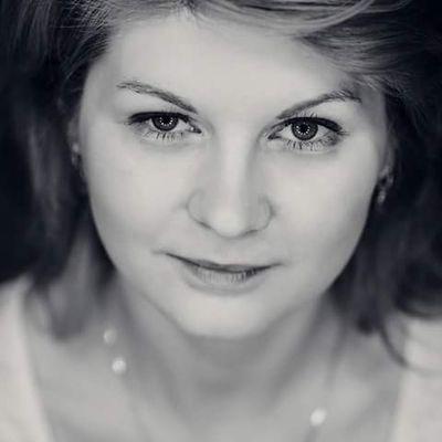 zofiakrepa's profile picture. Socjolog i kulturoznawca z AGH. Obserwatorka, blogerka, czytelniczka, biegaczka. Specjalistka e-commerce.