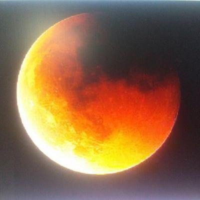 Yeider99's profile picture. Te quieres entretener, aquí estoy yo para hacerte reír un ratico.

whatssap: 3016111943 me puedes seguir también por @Yeider123