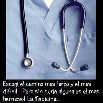 Medico Emergencias 112,apasionada  de Ecografía POCUS,Madre de familia numerosa... viajera cuando me lo permiten y amante de la buena cocina.