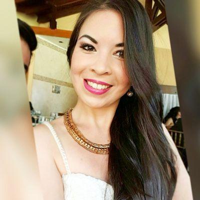 Jeni_BG's profile picture. Odontóloga - Especialista en Ortodoncia 🔜
Presidente de la AEBI - Período 2017-2018.

Schoenstattiana