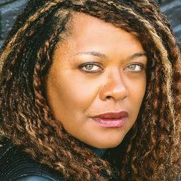 TatshaRobertson's profile picture. Writer. | Editor. | Co-Author #TheFormula. | Previously: Senior Editor at PeopleMag and Deputy Editor at EssenceMag | My Blog: https://t.co/eYzodtDSt9