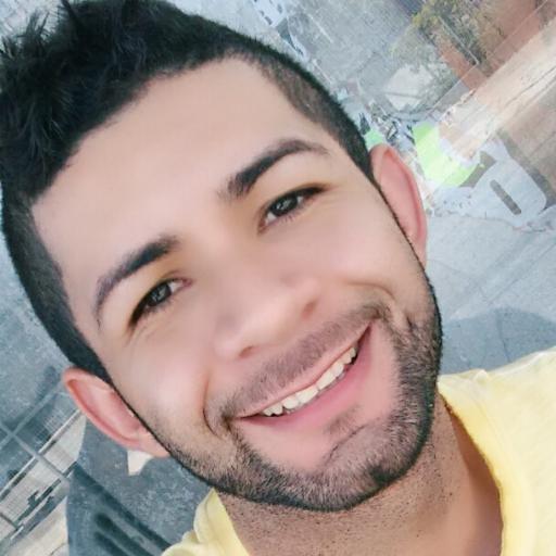 Administrador de formação. Estudante de Psicologia. Nordestino, Axezeiro e Forrozeiro.
