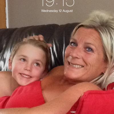 catyc32's profile picture. 