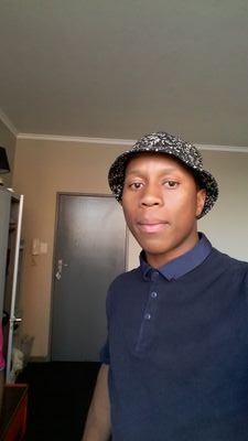 NzuzoSiphelele's profile picture. 
