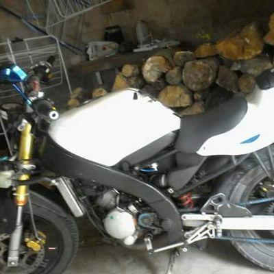 ma passion c'est la motos 50cc 
si sa vous plais pas je vous
emmerde