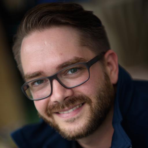 Working for @salesforce since 2010, currently as Success Manager. Passionate Gamer, SimRacer, Audioholic, Biker and Snowboarder. I´m a nerd! Tweets are mine.