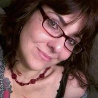Lisa Olinger - @A7XBlue13 Twitter Profile Photo
