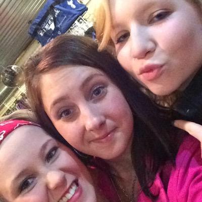 terilea7's profile picture. 