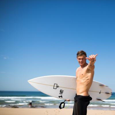 Profesional surfer travelling the world on the WQS.
 
Instagram: dale_staples