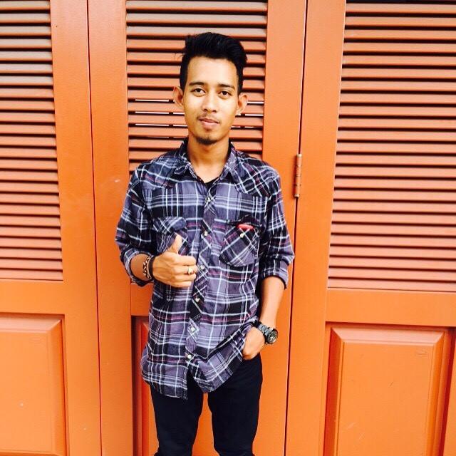 Rifkysuryohadi's profile picture. line, ig : rivqisuryohadi