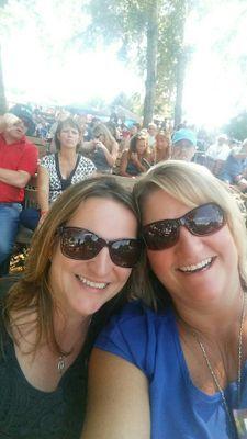 hollyrjohnson21's profile picture. 