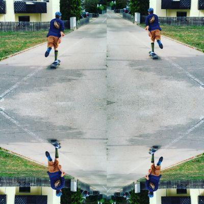 HALLI GALLI DRECKSAU SKATER; POSAUNIST; ANTIFASCHIST;CHILLER; RASTA;FOOTBALLER;MUSIKGENIEßer, beatproducer,Vegetarian
CHILL OUT!!!!!!!!!!!!!!!!!!!!!!!!!!!