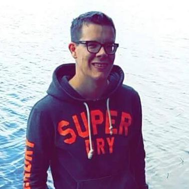BrentStappaerts's profile picture. Designer // Web Developer // Football // WeAreIMD