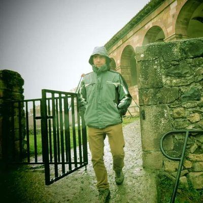 Guillem_Itu's profile picture. La pedagogia, si és directa i de base.