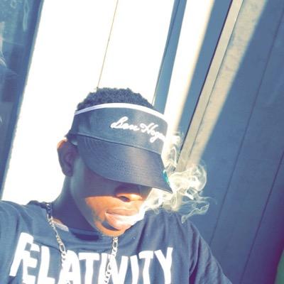 YoungWorthen's profile picture. At the end if the day im talkin bout Feeding Family an Getting Money!