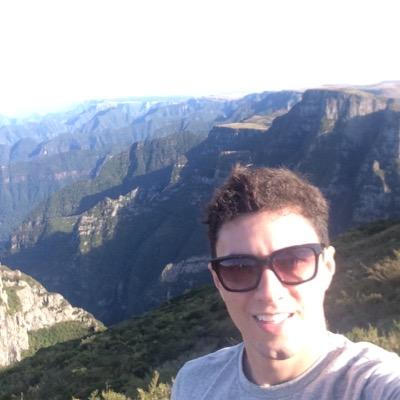 Viniciusri1's profile picture. 