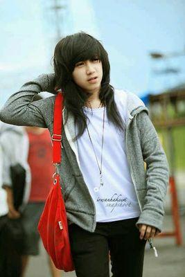 Mkhaerozi1's profile picture. 